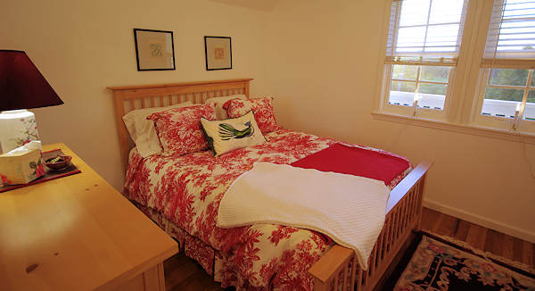 WV Cottage Bedroom