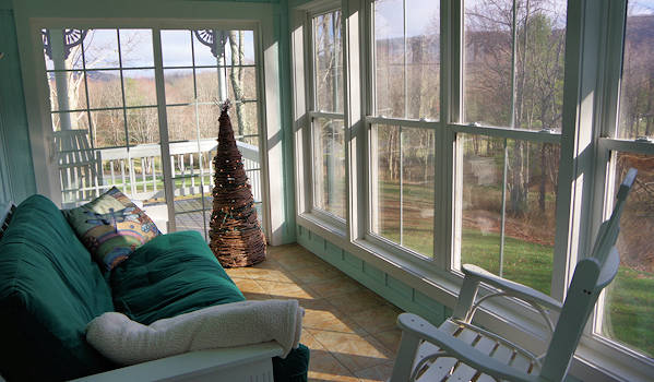 WV Cabin Rental Sunroom